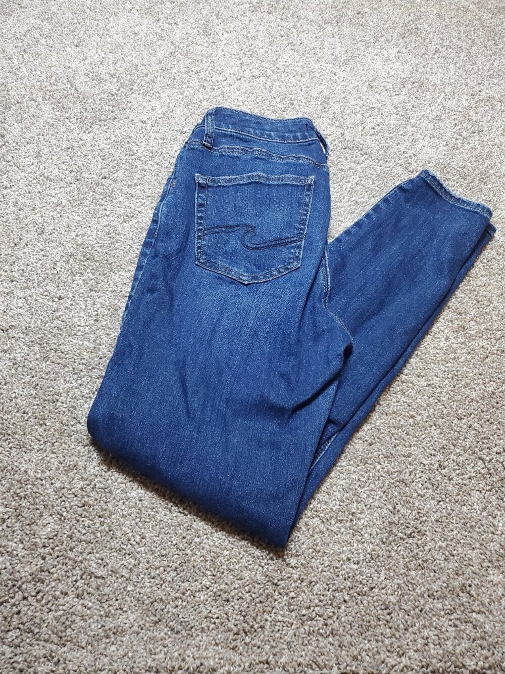 Women's Silver Jeans 28x29 Dark Blue